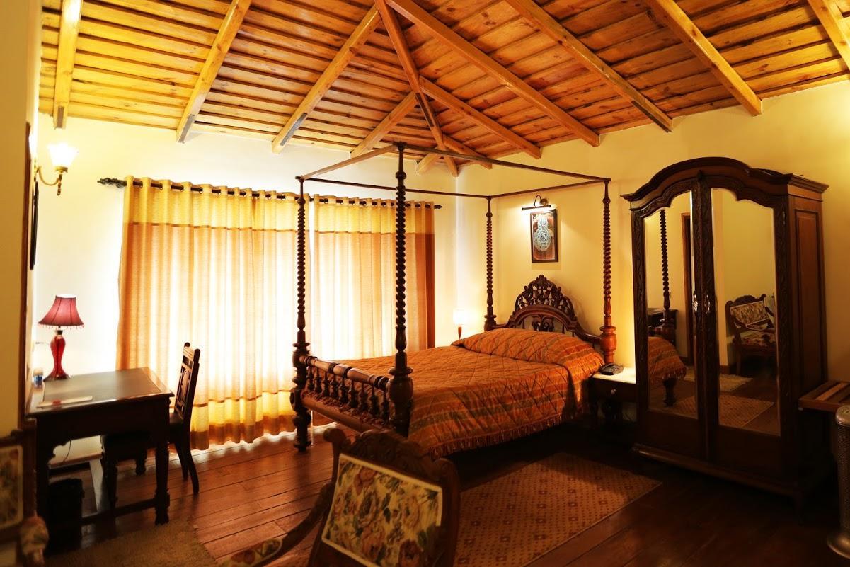 Welcomheritage Windsor Lodge Раникет Екстериор снимка